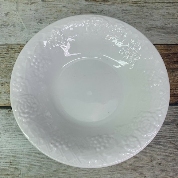 Gibson FOUR SEASONS All White Embossed Fruit Floral Rim Coupe Soup Bowl Set of 4 - Picture 2 of 16